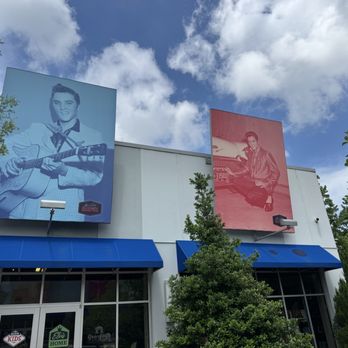 Graceland - Museums Near Me - Memphis, Tennessee