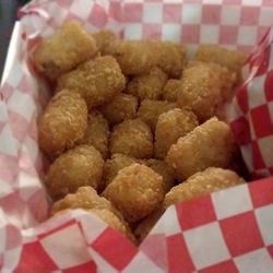 Tommy's Hamburgers - Tater tots