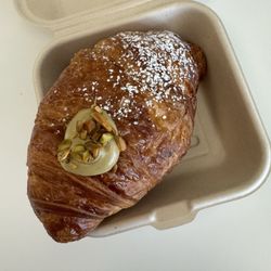 Boba Garden - Pistachio croissant