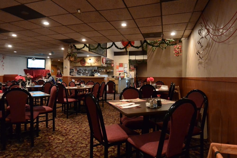 GOLDEN CROWN RESTAURANT CLOSED 11 Photos & 33 Reviews 2341 N Narragansett Ave, Chicago