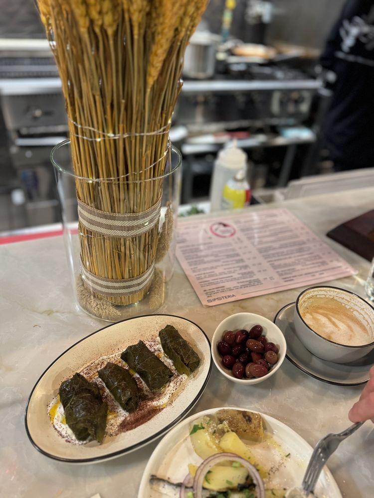 Sipsteria