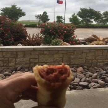 Collin Street Bakery - Macaroons are Not cookies?? - Bakeries Near Me - Corsicana, Texas Collin Street Bakery - Macaroons are Not cookies?? - Bakeries Near Me - Corsicana, Texas