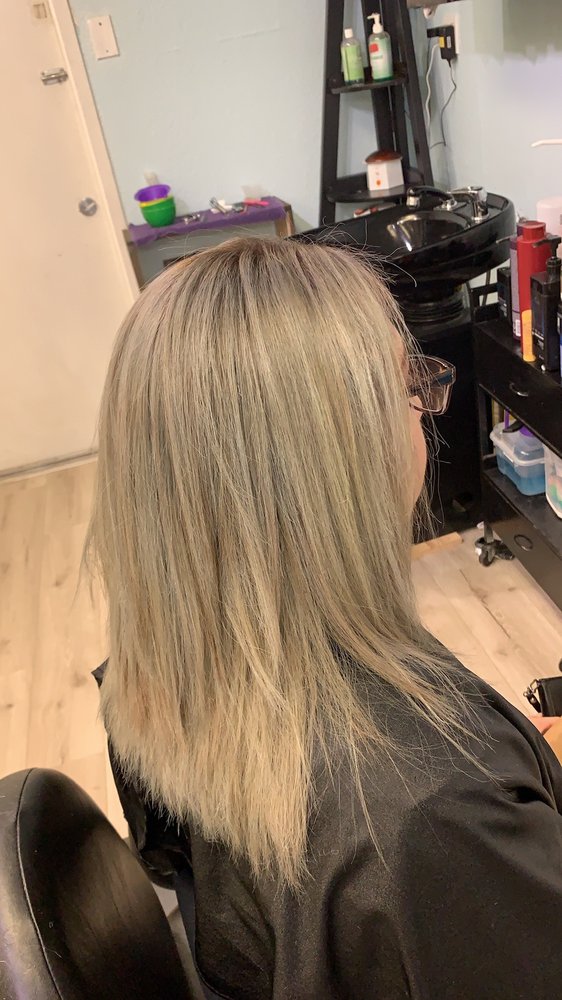 Noi Hair Salon Logo