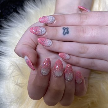 LA Nails - Nail art - Nail Salons Near Me - Saint Paul, Minnesota