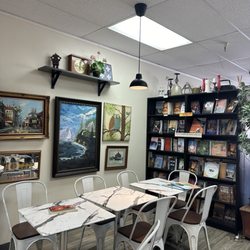 Sweet A's - Interior