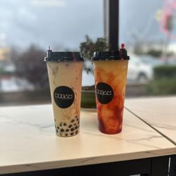 Dream Tea - Dream Tea: Jasmine Milk Tea with 30% sweetness and boba / Peach Lava