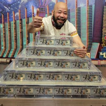 Binion’s Gambling Hall - Casinos Near Me - Las Vegas, Nevada