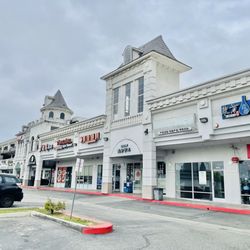 Pacific Plaza