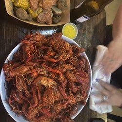 Mak's Place Sports Bar & Grill - Crawfish with the fixings!!