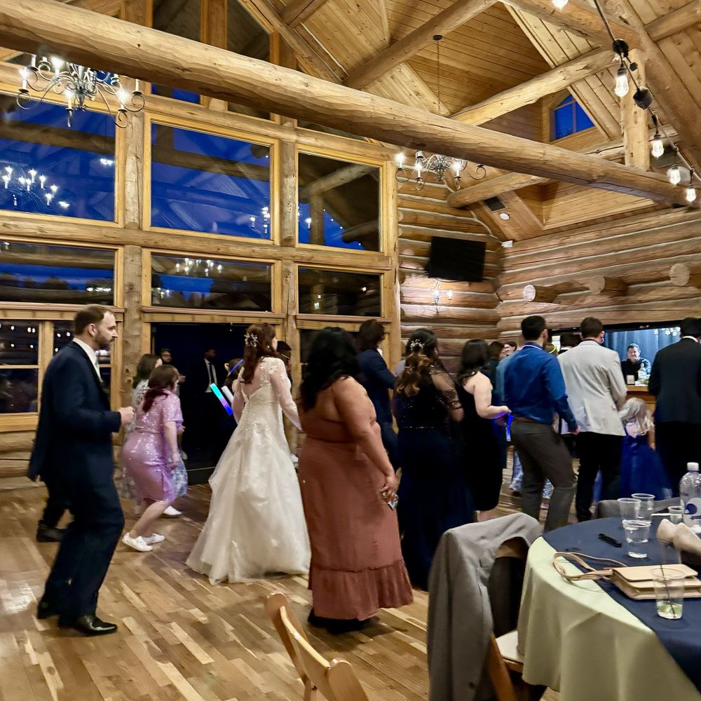 EVERGREEN LAKE HOUSE Updated October 2024 94 Photos & 52 Reviews