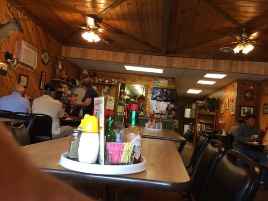 Donna's Main Street Diner by null