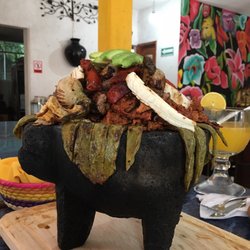 Par de Ases - Molcajete for four!