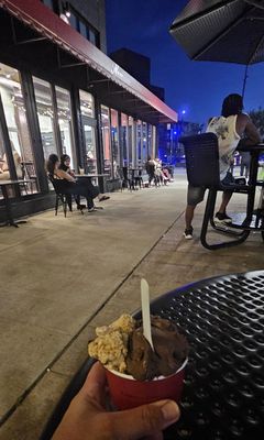 Momento Gelato and Coffee by null