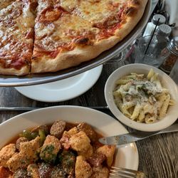 Chicken scarp and pepperoni pizza.