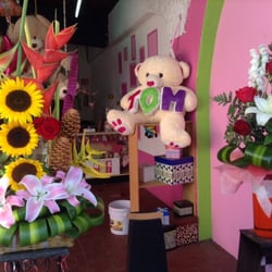 Florería y Regalos Flor y Canto - Flor y Canto