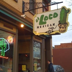 Buenos nachos w/ guac ... trust me