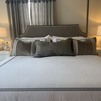 86 State Circle - Chase room - Hotels Near Me - Annapolis, Maryland