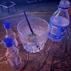 Y-Not II Tavern - Set Up