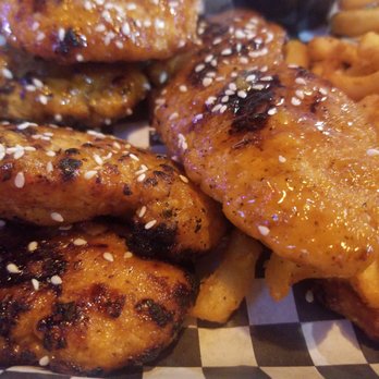 Casey's Black Rock - Chicken fingets in a sweet chili sesame sauce - Sports Bars Near Me - Buffalo, New York