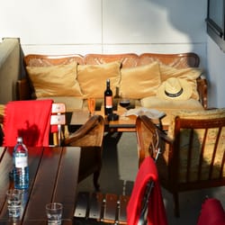 Club A18 - Zu einem guten Buch auch ein guter Wein