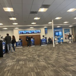 2 staff only with 12+ people in the line... just let us return the equipment! 2 staff only with 12+ people in the line... just let us return the equipment!