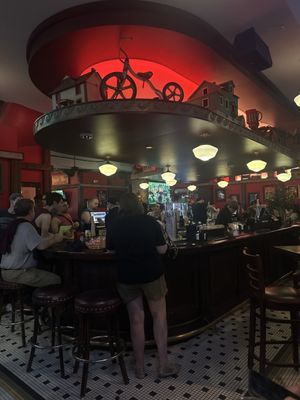 Roscoe's Tavern by null