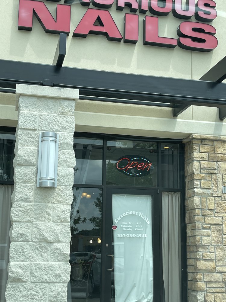 LUXURIOUS NAILS Updated September 2024 3211 Louisiana Ave