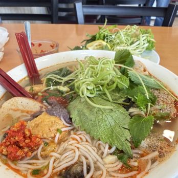 Han’s Kitchen - 10/10 VN crab and snail spicy noodle soup. Yes - you can opt out of snails if you have a baby palette. - Soup Near Me - Garden Grove, California Han’s Kitchen - 10/10 VN crab and snail spicy noodle soup. Yes - you can opt out of snails if you have a baby palette. - Soup Near Me - Garden Grove, California