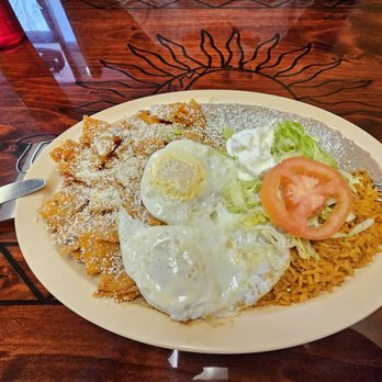 Taco del Sol - Red chilaquiles w/overeasy eggs - Breakfast & Brunch Near Me - Portland, Oregon Taco del Sol - Red chilaquiles w/overeasy eggs - Breakfast & Brunch Near Me - Portland, Oregon