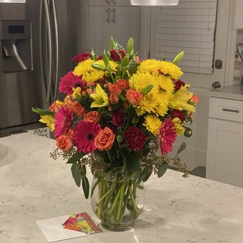 Rambling Rose Florist - "Bring on the happy" - Florists Near Me Rambling Rose Florist - "Bring on the happy" - Florists Near Me