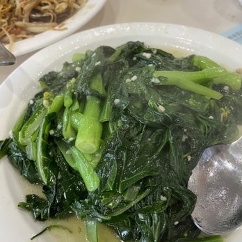 Fook Lam - Garlic choi sum- perfectly cooked and mouthwatering seasoning. - Dim Sum Near Me - Honolulu, Hawaii Fook Lam - Garlic choi sum- perfectly cooked and mouthwatering seasoning. - Dim Sum Near Me - Honolulu, Hawaii