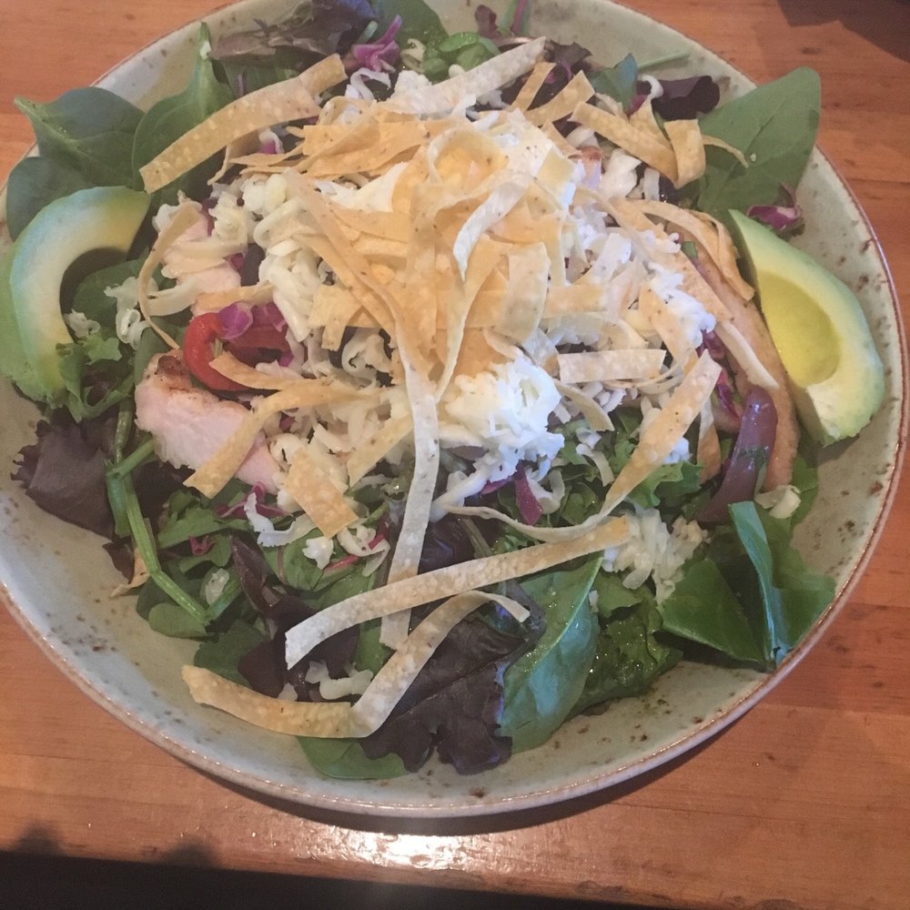 Cantina Laredo - Ensalada pollo - Mexican Near Me - Jacksonville, Florida Cantina Laredo - Ensalada pollo - Mexican Near Me - Jacksonville, Florida