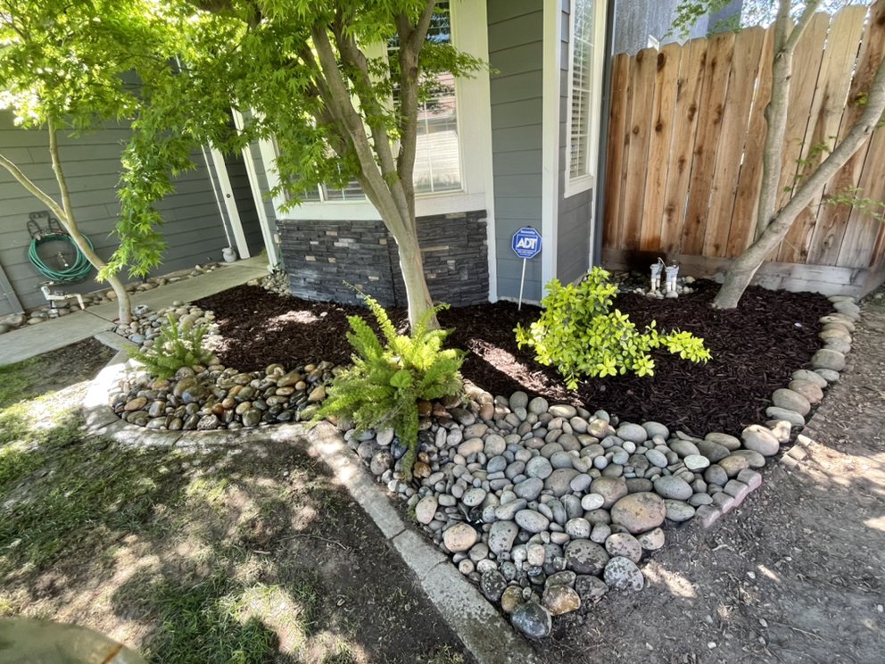 Slide of Vargas Construction & Handyman