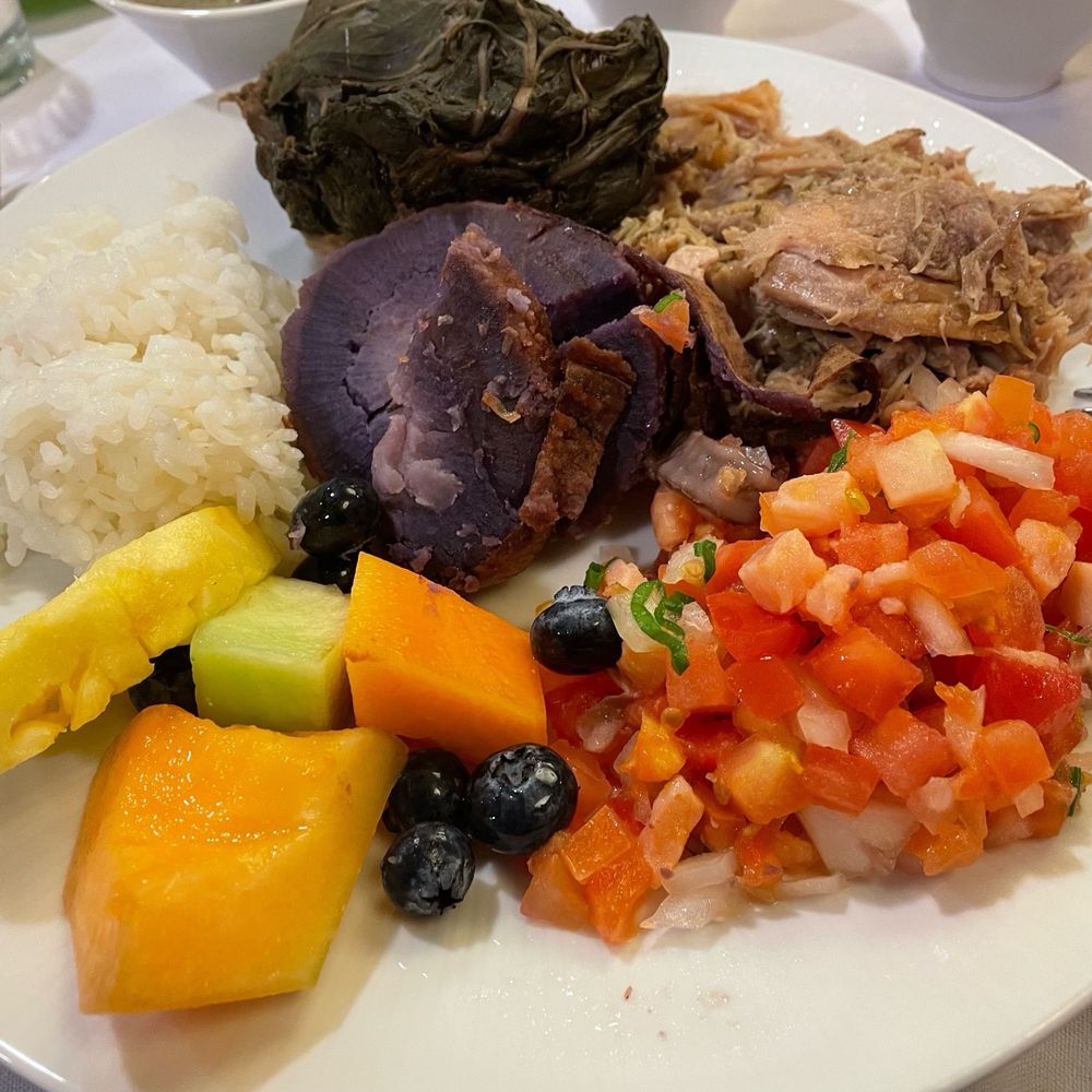 Waialae Country Club - Hawaiian plate - Golf Near Me - Honolulu, Hawaii