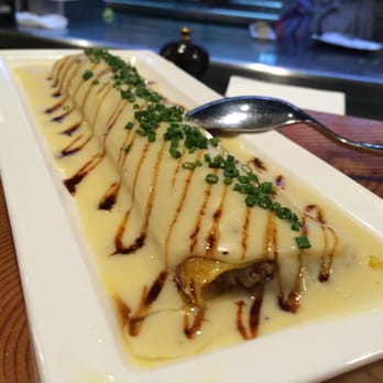 Cañete - cannelloni with chicken in foie bechamel - Tapas/Small Plates Near Me - Barcelona, B