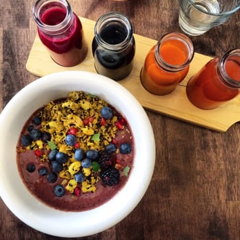 Garden Table - Broad Ripple - Acai bowl - Juice Bars & Smoothies Near Me - Indianapolis, Indiana Garden Table - Broad Ripple - Acai bowl - Juice Bars & Smoothies Near Me - Indianapolis, Indiana