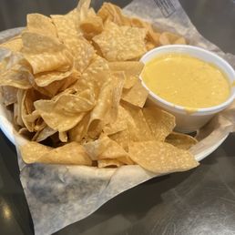 Chips & Queso Chips & Queso