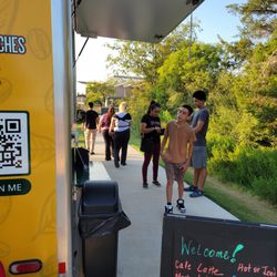 Lillian's Sit N Sip Coffee Truck