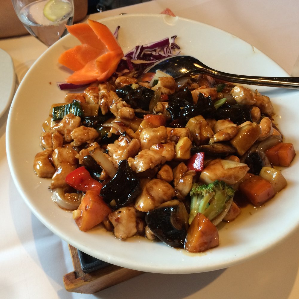 Gourmet Tempel - Kumpo Chicken - Chinese Near Me - Nuremberg, BY