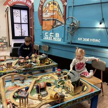 Choo Choo Bob’s Train Store - Toy Stores Near Me - Saint Paul, Minnesota