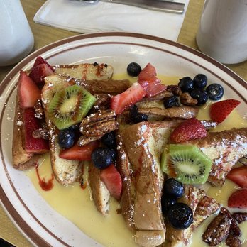 Modern Diner - Custard french toast - Diners Near Me - Pawtucket, Rhode Island