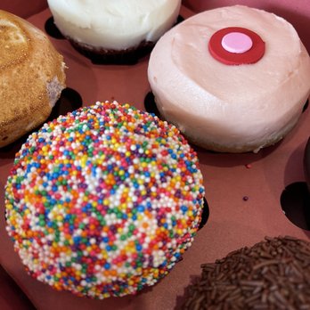 Sprinkles Tampa - Cupcakes Near Me - Tampa, Florida Sprinkles Tampa - Cupcakes Near Me - Tampa, Florida