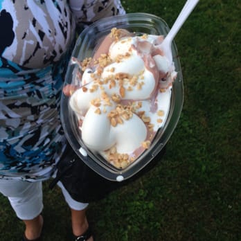 Sweet Scoops - Brownie sundae. Heated brownie and hot fudge on the bottom so it doesn't melt the soft serve ice cream. - Ice Cream & Frozen Yogurt Near Me - Derby, Vermont