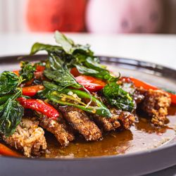Chao Phra Ya - Crispy duck