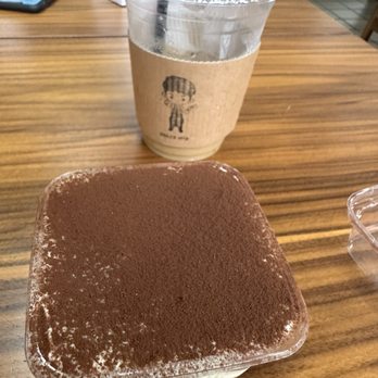 Dolce Vita - Tiramisu and almost gone lavender cold-brewed latte - Gelato Near Me - Oxnard, California Dolce Vita - Tiramisu and almost gone lavender cold-brewed latte - Gelato Near Me - Oxnard, California