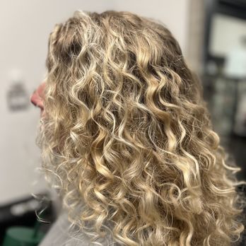 Salon Melange - OUIDAD - Hair Salons Near Me - Bridgeville, Pennsylvania Salon Melange - OUIDAD - Hair Salons Near Me - Bridgeville, Pennsylvania