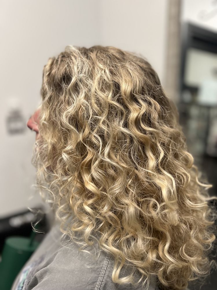 SALON MELANGE Updated August 2024 313 Photos 301 S Hills Village, Upper Saint Clair