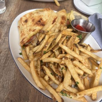 Le Petit Marché - Pesto Chicken Panini - Breakfast & Brunch Near Me - Atlanta, Georgia