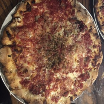 Santarpio's Pizza - Cheese Sausage & Garlic. UNBELIEVABLE pizza!! - Pizza Near Me - Boston, Massachusetts