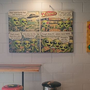 Zippies Pizza - Fun interior decorations - Pizza Near Me - Roswell, New Mexico Zippies Pizza - Fun interior decorations - Pizza Near Me - Roswell, New Mexico